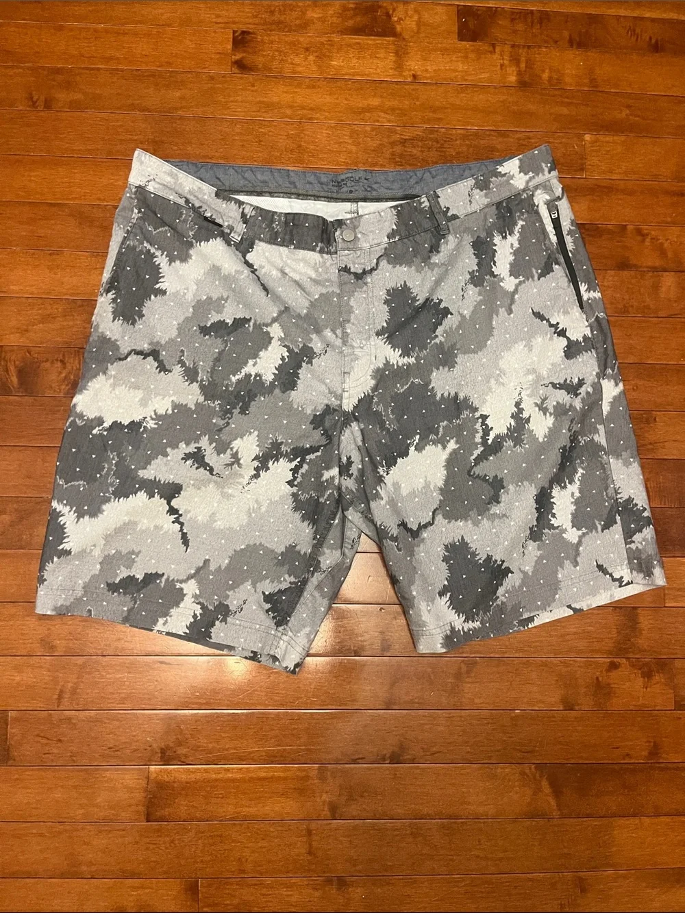 Nike Men's Athletic Shorts Gray Camo